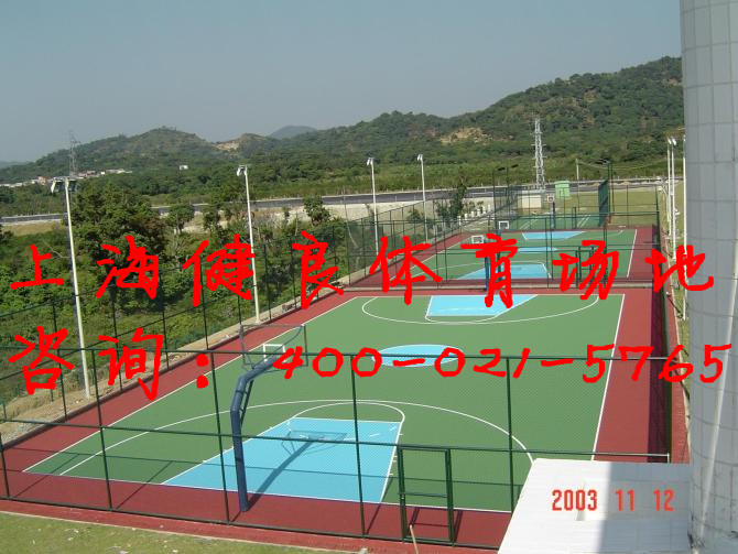 上海室内篮球场运动地胶|专业木纹PVC运动地板|体育馆运动地垫