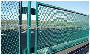 厂家专业生产加工优质体育场护栏网围栏隔离栅
