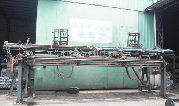 楼梯生产设备|台湾拼板机