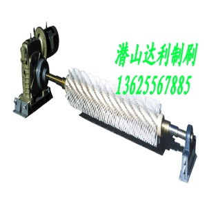 旋转式滚刷清扫器价格