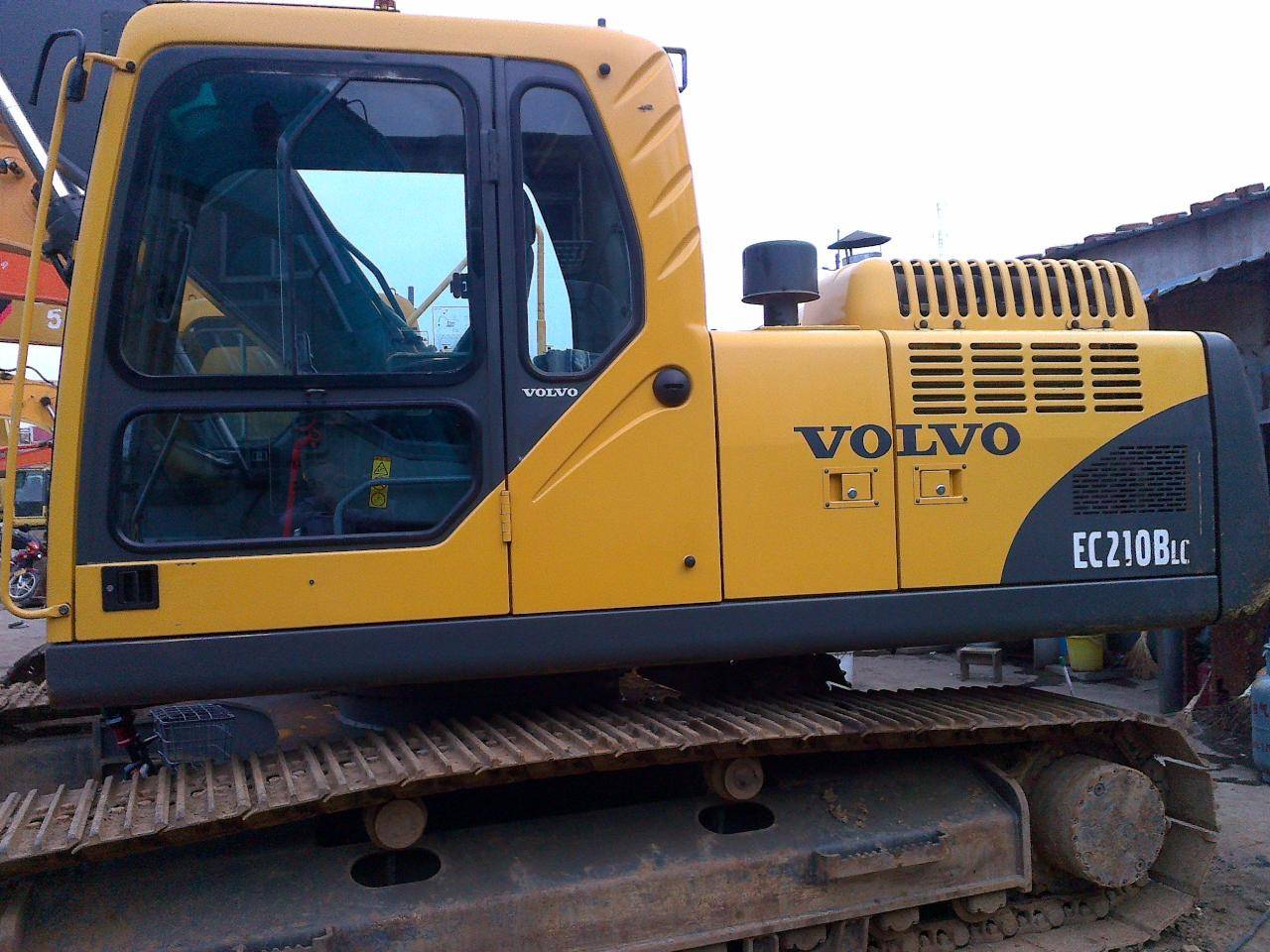 VOLVO EC 210BLC Excavator（promotion price:US$37500