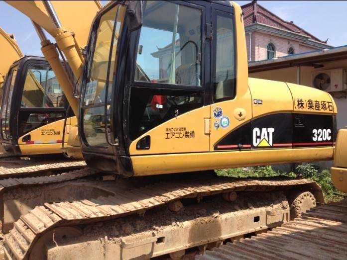 CAT 320C Excavator(promotion price:US$48000)