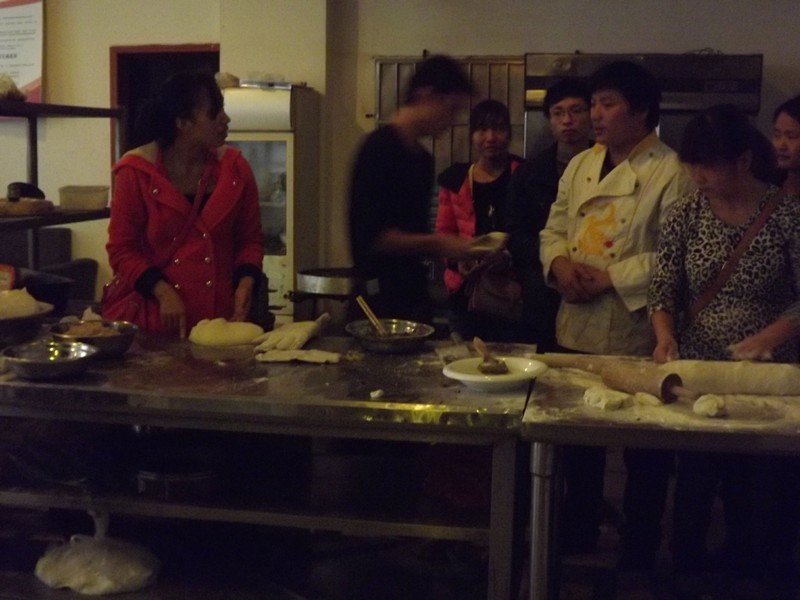 到哪里可以学北京烤鸭，烤鸭配方培训