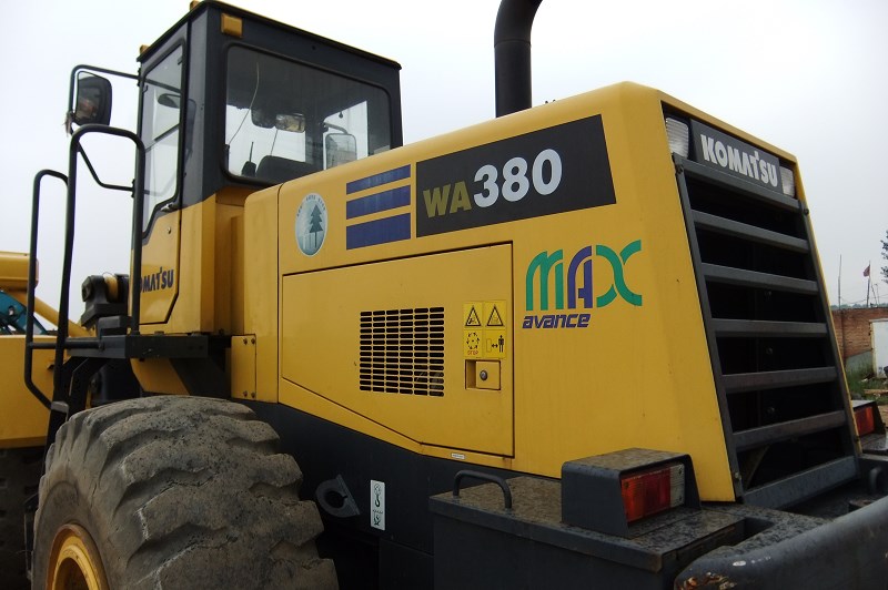 KOMATSU WA380-3 Wheel Loader(US$29990)