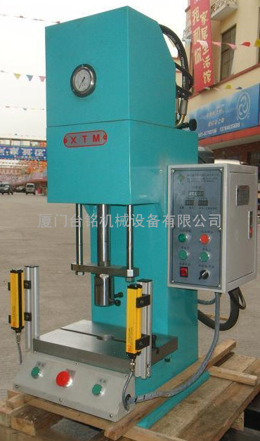 小型单柱液压机|单柱液压机生产厂家