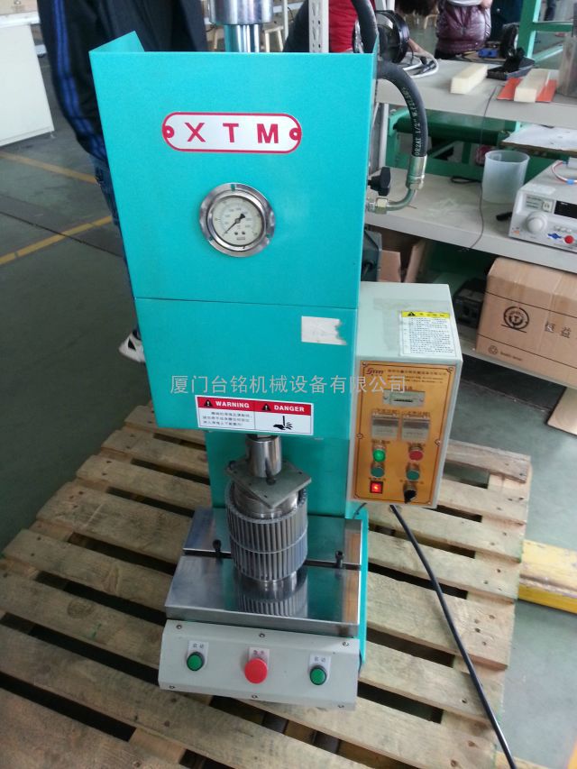 小型单柱液压机，单柱液压机怎么卖