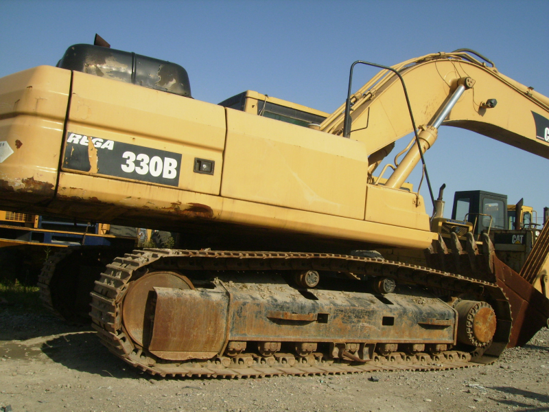 CAT 330B Excavator(promotion price:US$45000)