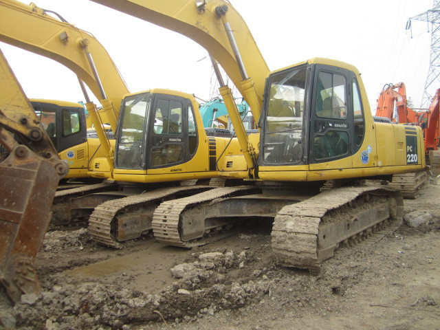 KOMATSU PC220-6 Excavator(promotion price:US$29000