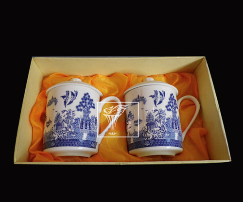 景德镇火炬陶瓷厂定做陶瓷办公茶杯