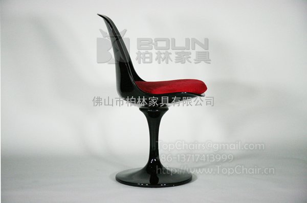 郁金香椅子(Tulip Side Chair)