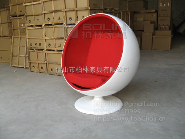 玻璃钢球椅(太空椅）(Ball Chair)