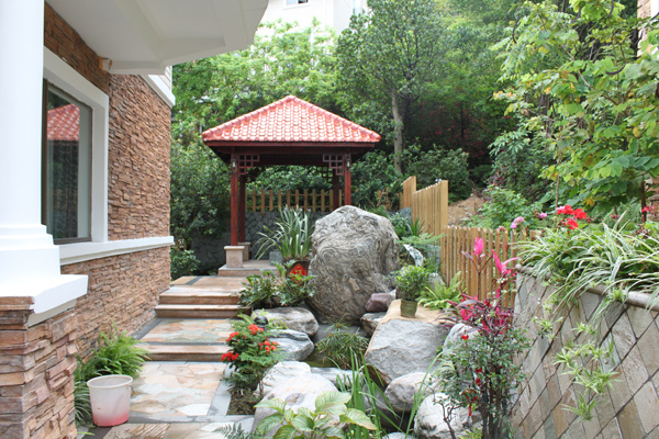 武汉私家花园穿透现代庭院的自然气息