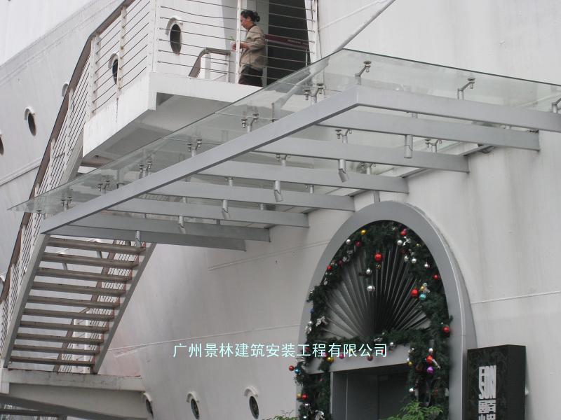 承接广州各类玻璃雨棚（篷）、阳光板、耐力板雨棚（篷）