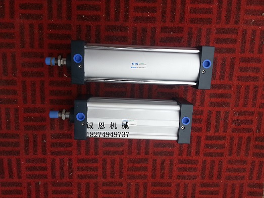售山东潍坊500稳定土拌合站气缸
