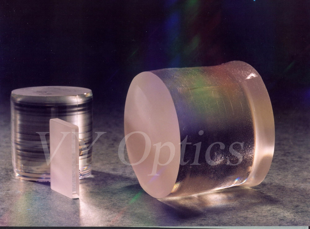 optical LiNbO3 lens