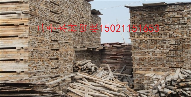 上海二手木材回收、上海二手建筑模板出售回收、上海高价回收二手建筑木材木方跳板模板方木、上海回收新旧木