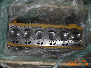 小松PC400-6中缸总成