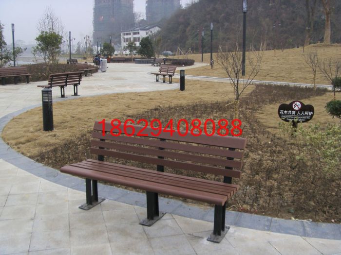 西安优惠的塑木公园长椅供销，新城塑木公园长椅