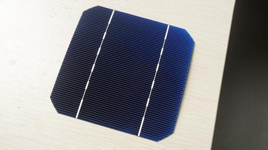 爱健光伏/高价回收太阳能125，156单多晶电池片硅片扩散蓝膜片等