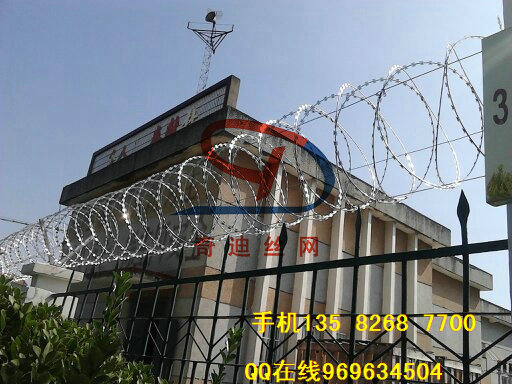 福州物业市政小区防护网|监狱带刺铁丝防盗网