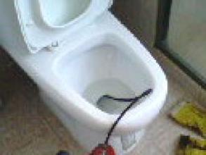 广州专业维修房屋 安装管道 疏通马桶