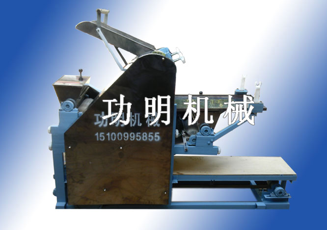 博山水饺皮压制机器设备，首选功明机械厂家