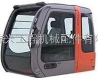 日立160-3挖掘机驾驶室