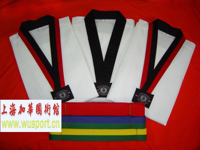 国术馆极力推荐优质条纹跆拳道服 专业跆拳道馆训练服 实体店