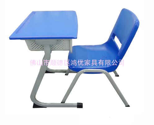 广东做课桌椅的厂家 做塑钢课桌椅常规 升降课桌椅 塑钢组合课桌椅