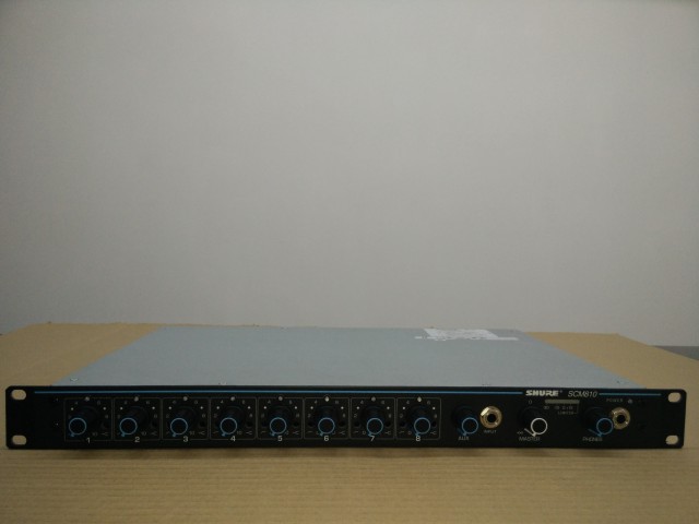 舒尔SCM 810八路话筒混音器