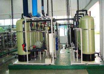 供甘肃兰州软化水处理设备装置公司