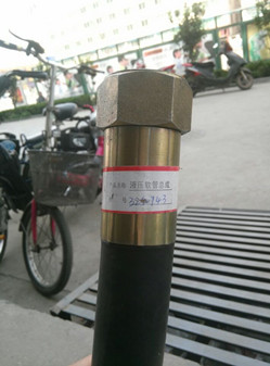 原装山推发动机配件液压软管3250943价格