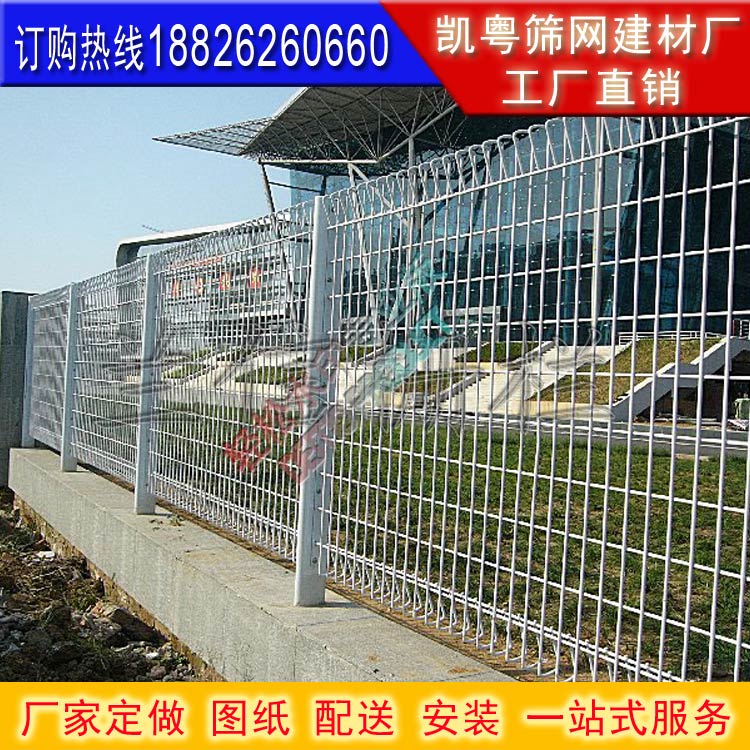 广州全网最低价格销售道路护栏，公路隔离护栏