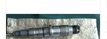 小松挖机PC220喷油器6754-11-3102
