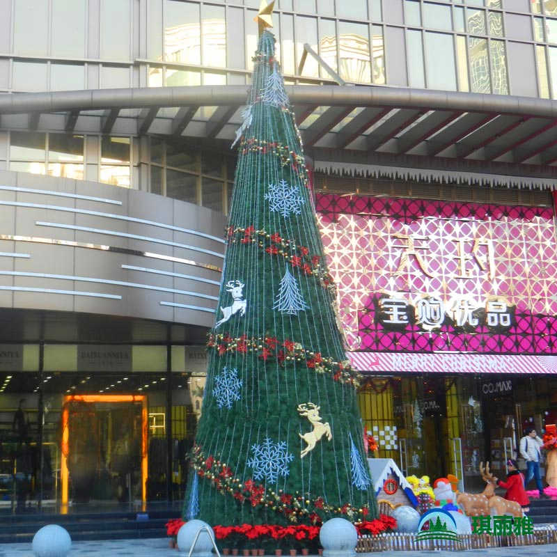 大型酒店圣诞树装饰及布置