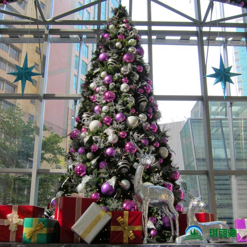 香港大型购物商场圣诞树订制及装饰布置