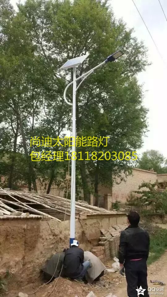 丽江太阳能路灯优惠促销