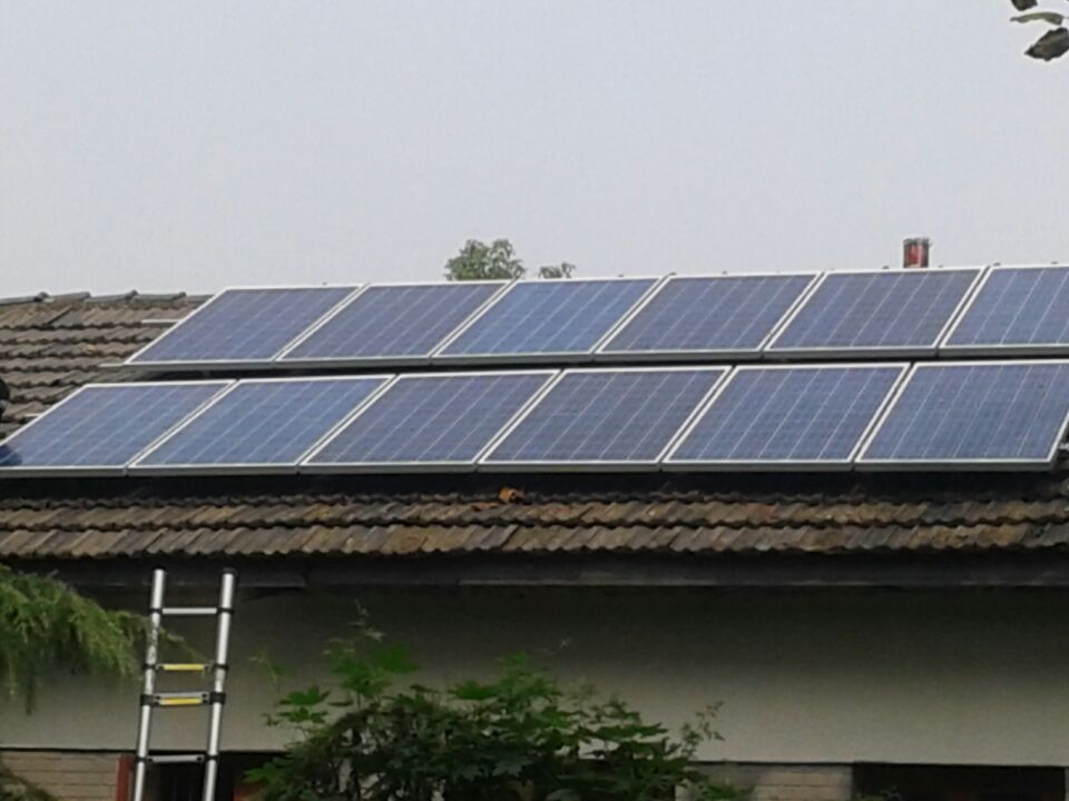 上海屋顶太阳能发电