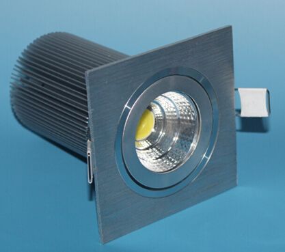 高档COB光源方形灯饰外壳可调角集成筒灯套件天花筒灯配件生产商