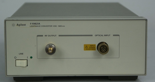 Agilent HP 11982A (放大的宽带光波变换器}