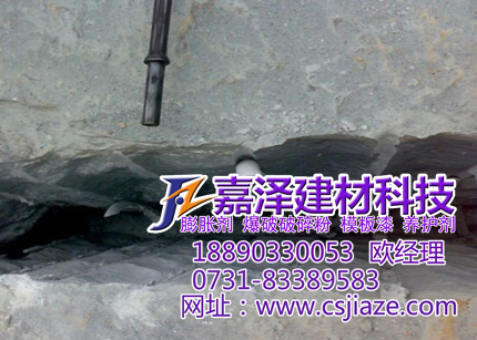 大坝回槽破碎石头材料价格实惠，嘉泽生产单位