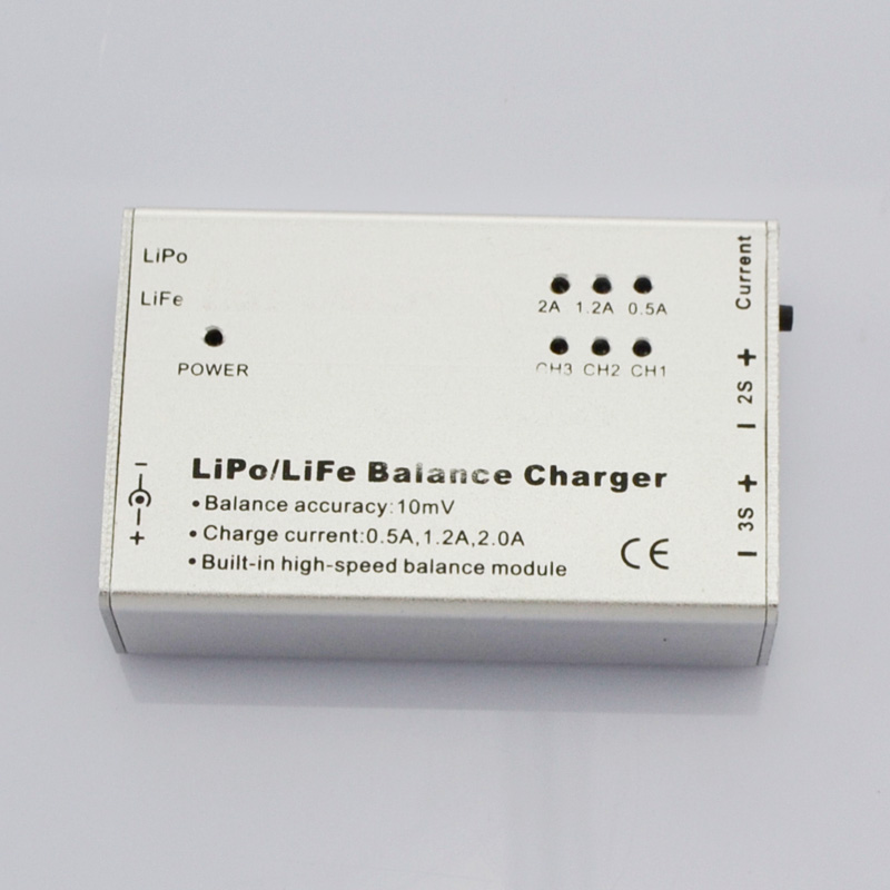 磷酸铁锂电池智能平衡充电器