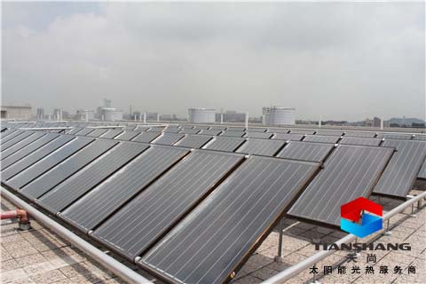 小区太阳能热水工程推荐天尚太阳能厂家
