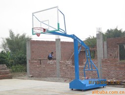 供应品质优良移动式篮球架