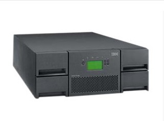 IBM TS3200 3573-L4U磁带库