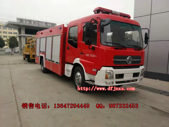 东风天锦6-7吨水罐消防车13647294449