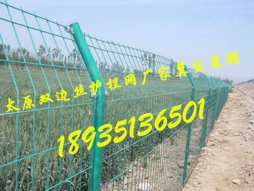 山西绿色铁丝网太原双边丝护栏网厂家现货供应