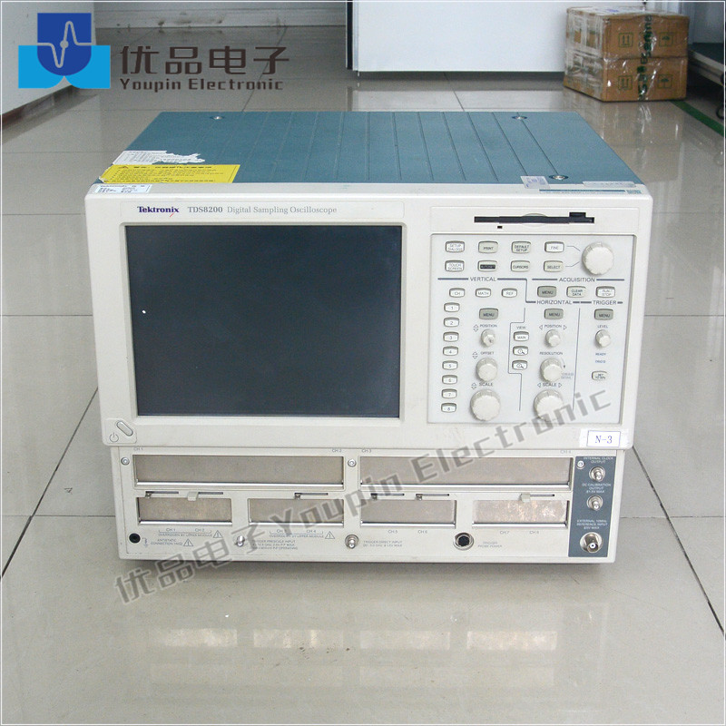 TEK泰克 TDS8200 数字示波器 4通道 12.5GHz LCD彩色显示