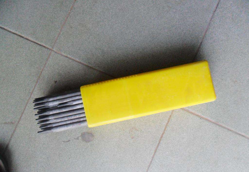 R340 耐热钢焊条