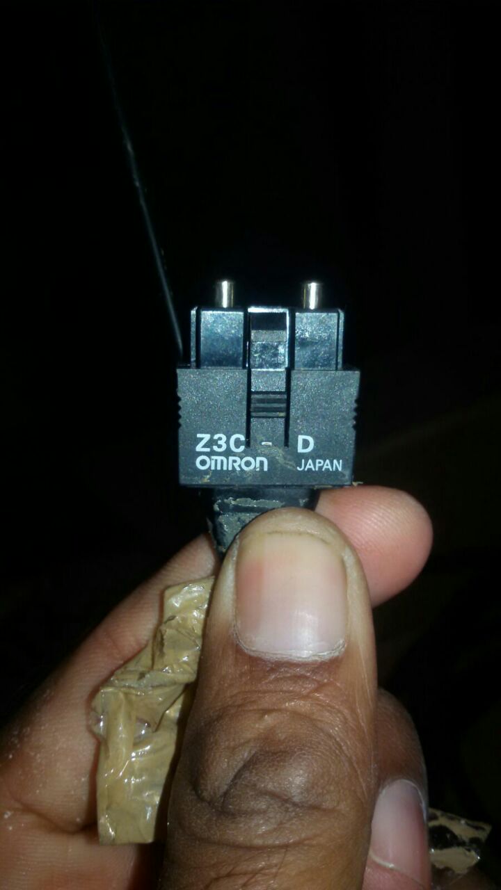 OMRON欧姆龙Z3C-D Z3F2-4D Z3F2-42DCF-2071双芯光缆